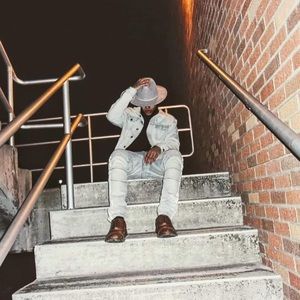 Meet your Posher, Bruno